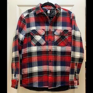 Divided Plaid Shirt Shacket With Quilted Lining & Side Pockets  Size S